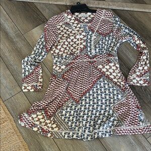 Wayf Long Sleeve Patterned Dress - Red and Blue